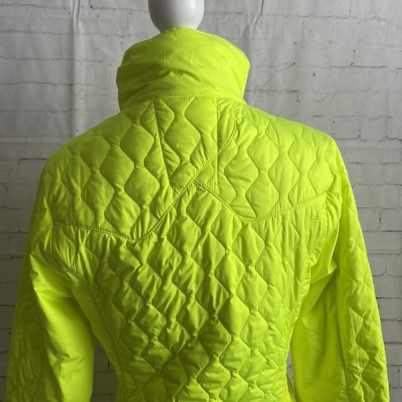 Under Armour packable quilted jacket in size XS - Picture 8 of 15